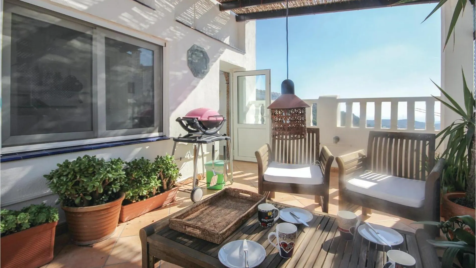2 Bedroom Nice Home In Casares İspanya